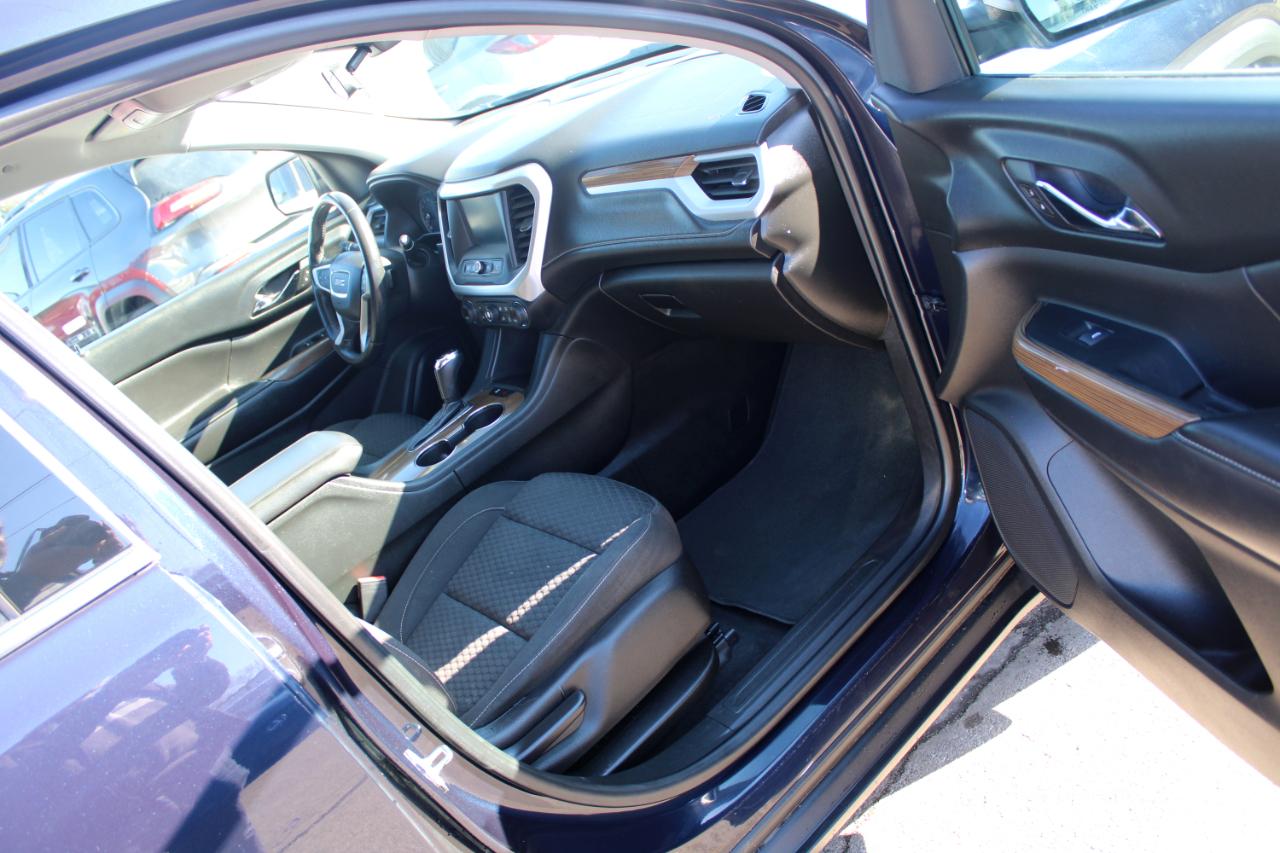 GMC Acadia FWD 4dr SLE w/SLE-1 2017