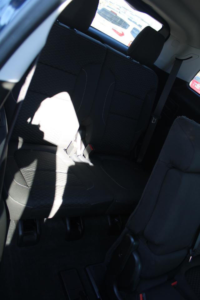 GMC Acadia FWD 4dr SLE w/SLE-1 2017