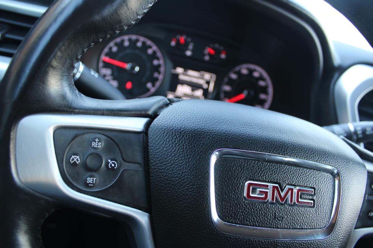 GMC Acadia FWD 4dr SLE w/SLE-1 2017