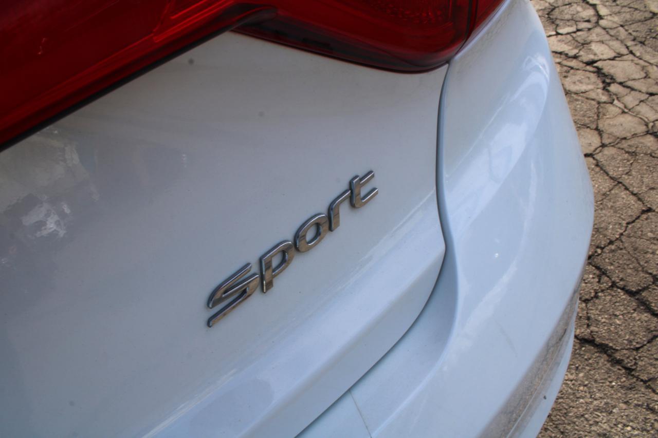 Hyundai Sonata Sport 2.4L PZEV 2017