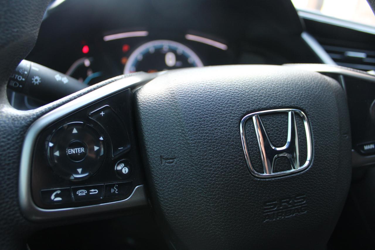 Honda Civic Hatchback LX CVT 2020