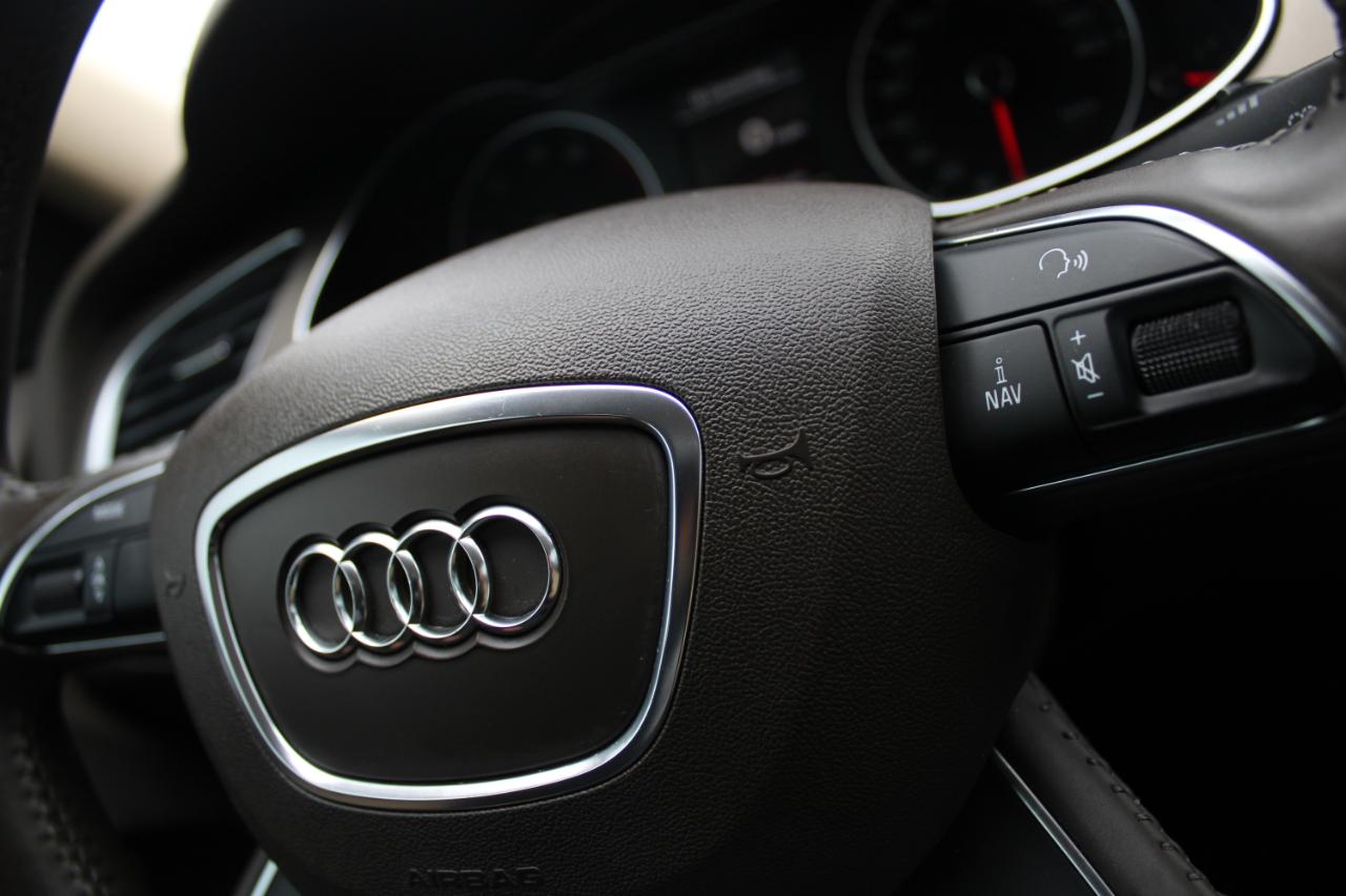 Audi A4 4dr Sdn Auto quattro 2.0T Premium Plus 2013