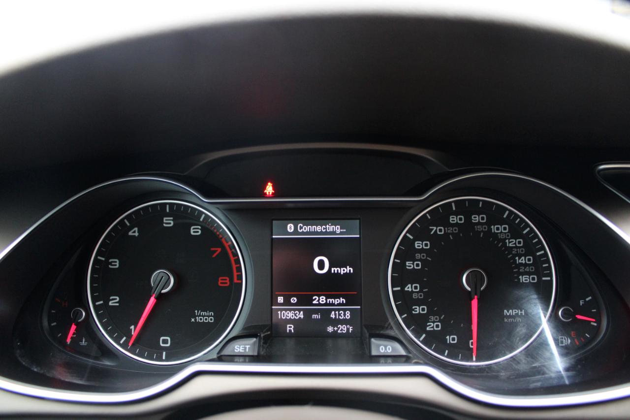 Audi A4 4dr Sdn Auto quattro 2.0T Premium Plus 2013