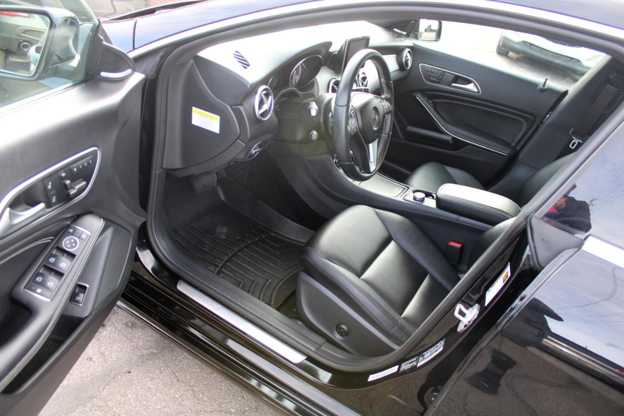 Mercedes-Benz CLA-Class 4dr Sdn CLA 250 FWD 2014