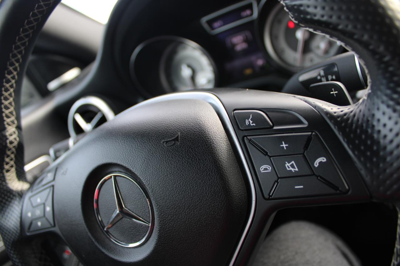 Mercedes-Benz CLA-Class 4dr Sdn CLA 250 FWD 2014