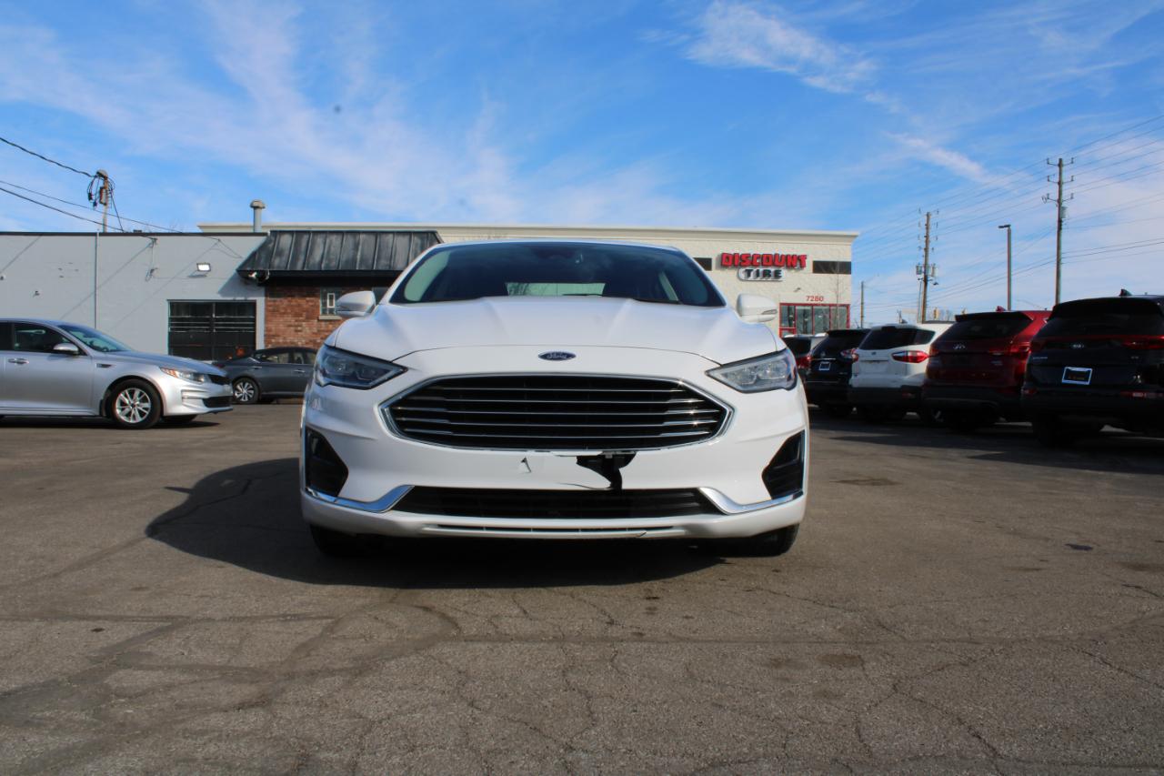 Ford Fusion Hybrid SEL FWD 2019