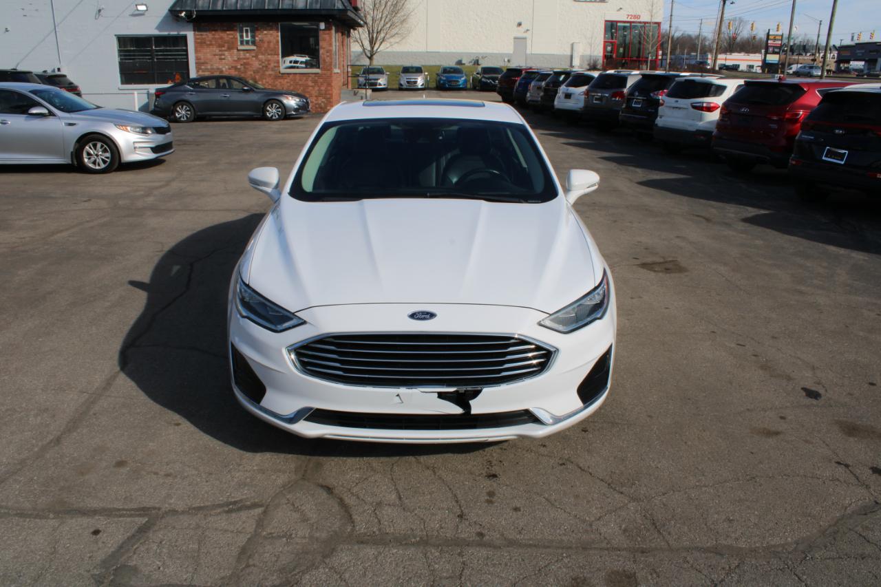 Ford Fusion Hybrid SEL FWD 2019