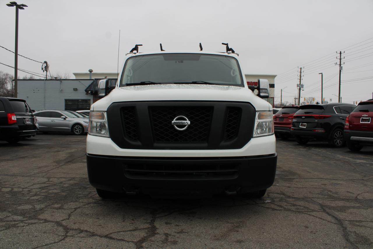 Nissan NV Cargo NV2500 HD Standard Roof V8 SV 2018
