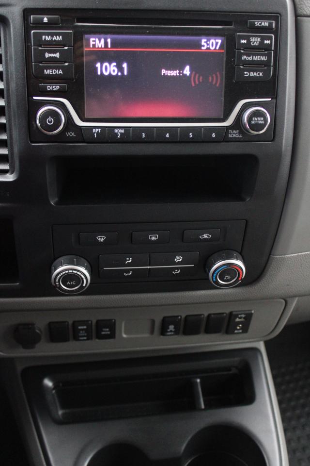 Nissan NV Cargo NV2500 HD Standard Roof V8 SV 2018