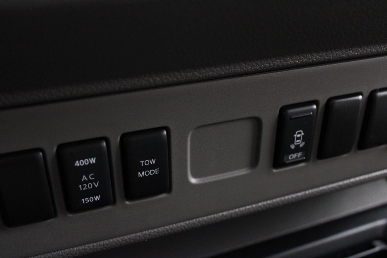 Nissan NV Cargo NV2500 HD Standard Roof V8 SV 2018