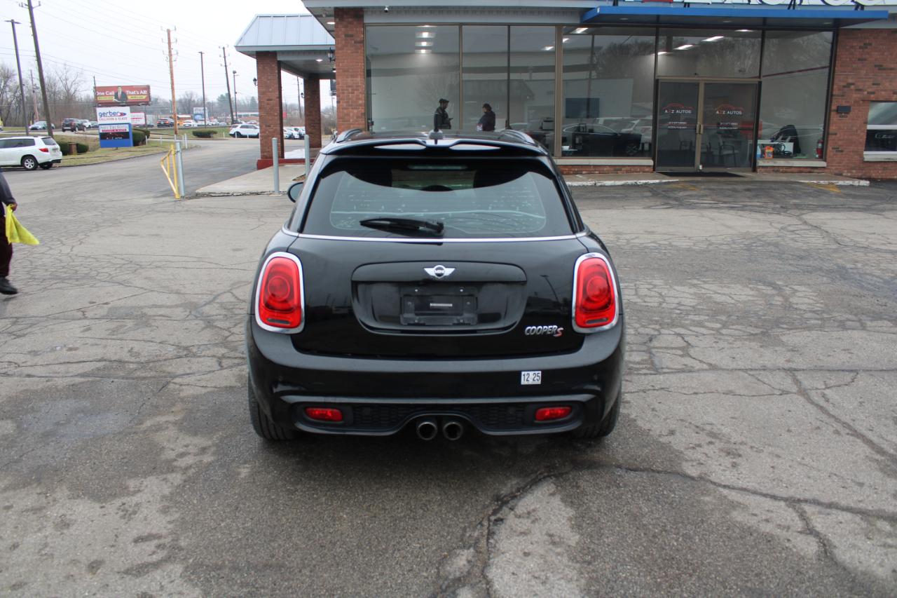 MINI Cooper Hardtop 4 Door 4dr HB S 2016