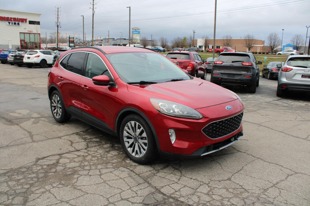 Ford Escape Titanium Hybrid FWD 2020
