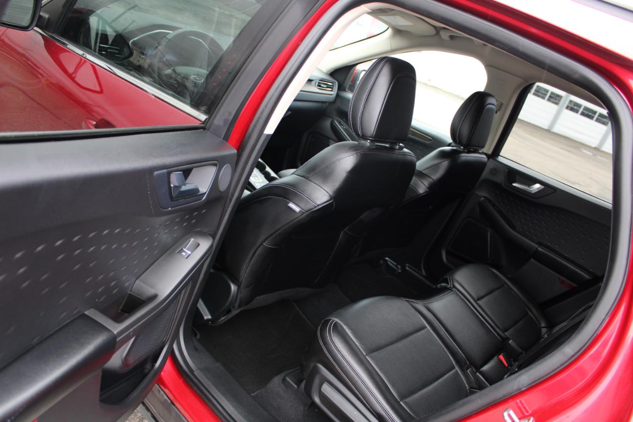 Ford Escape Titanium Hybrid FWD 2020