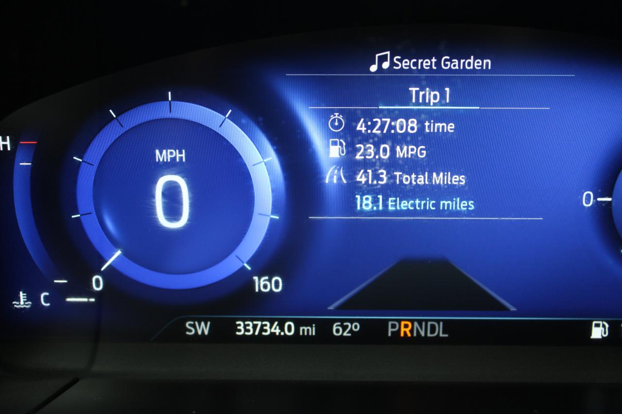 Ford Escape Titanium Hybrid FWD 2020