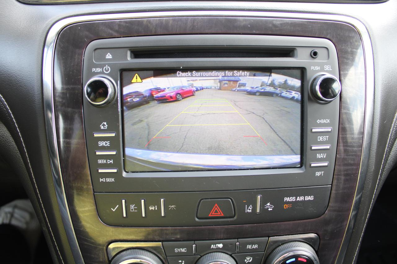 Buick Enclave AWD 4dr Leather 2016