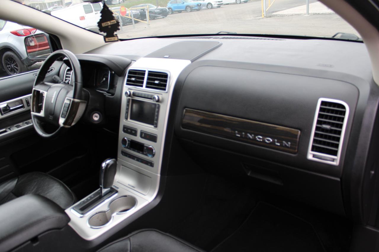 Lincoln MKX AWD 4dr 2010