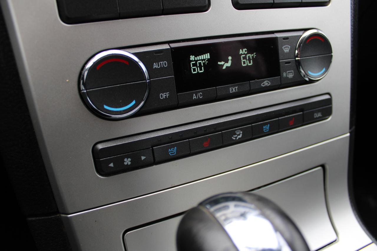 Lincoln MKX AWD 4dr 2010