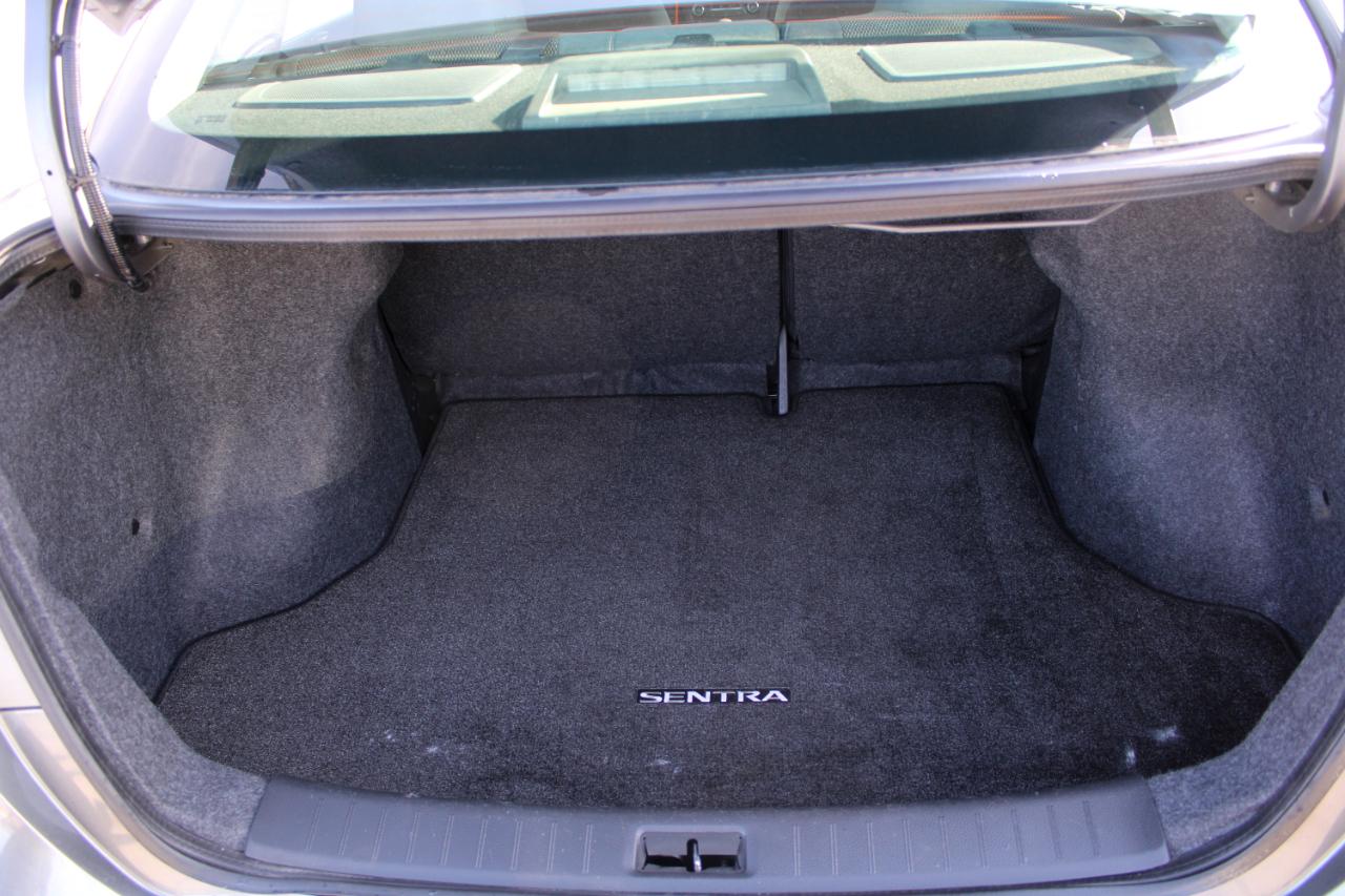 Nissan Sentra S CVT 2019