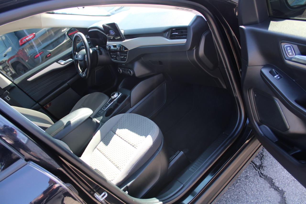 Ford Escape SE FWD 2021