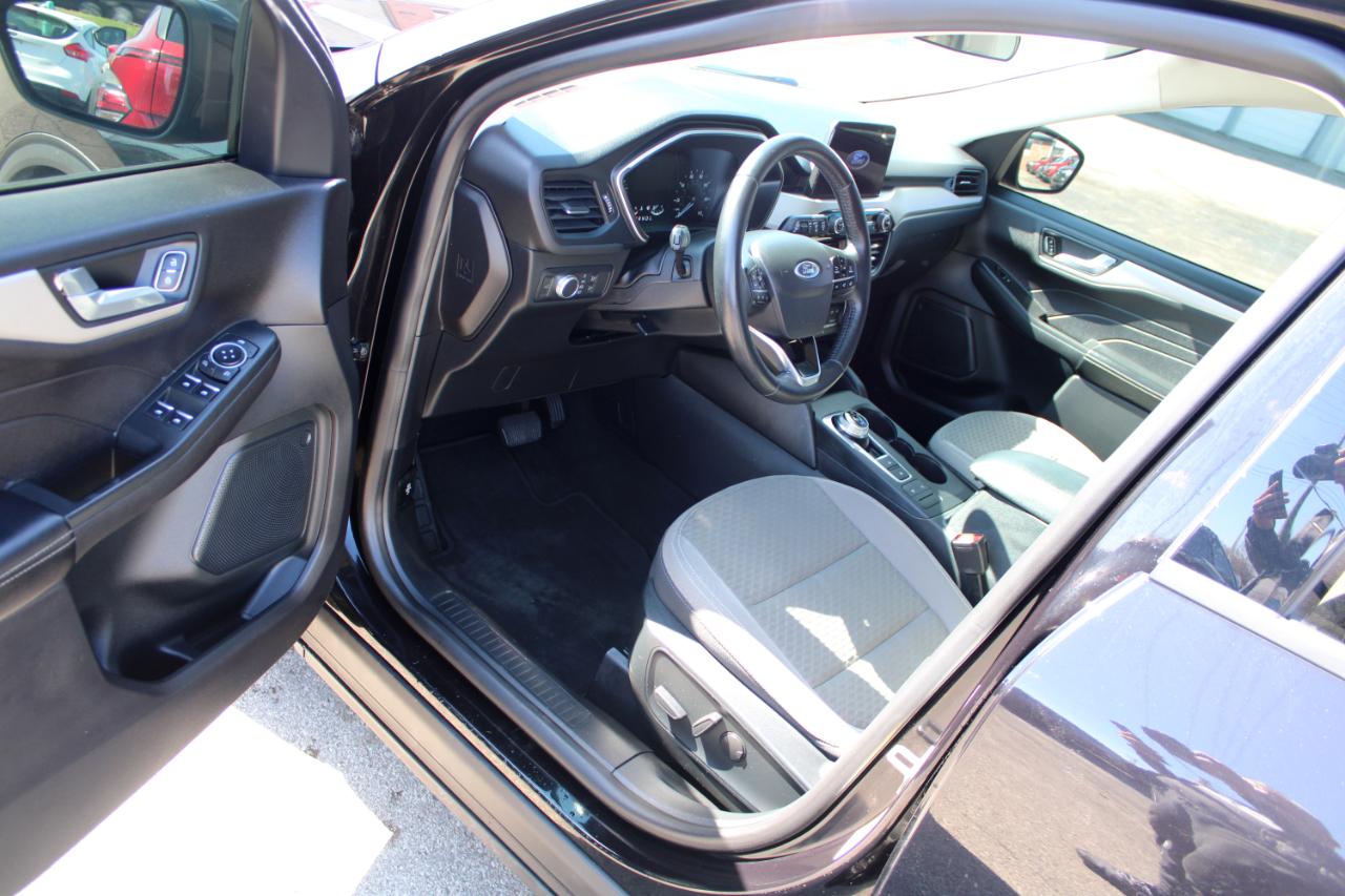 Ford Escape SE FWD 2021