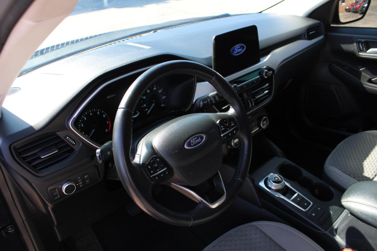 Ford Escape SE FWD 2021
