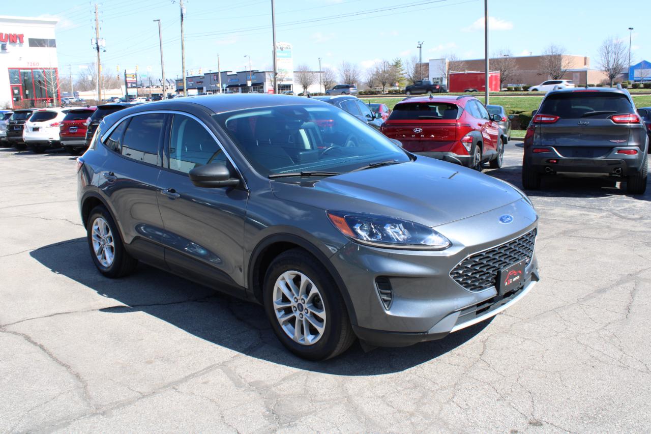 Ford Escape SE Hybrid FWD 2022