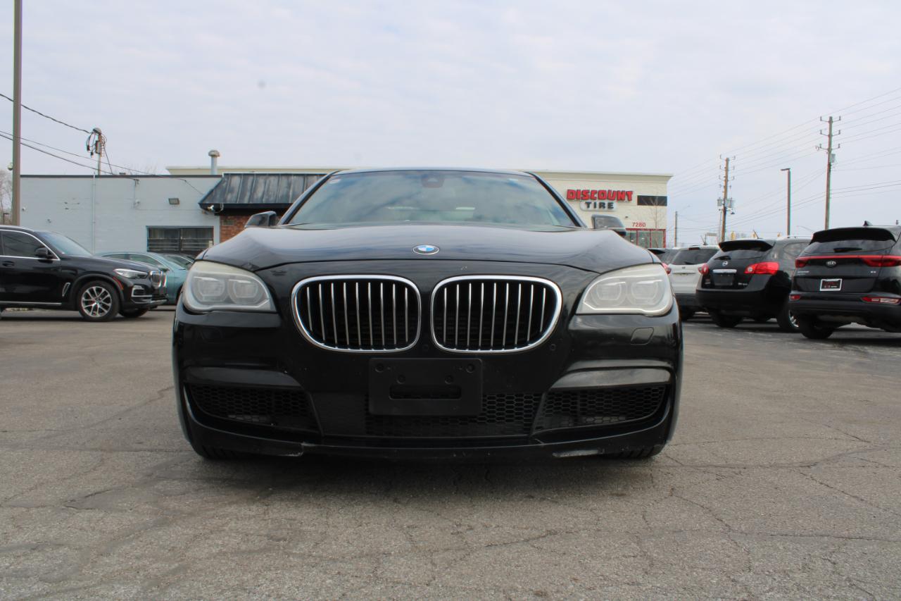 BMW 7 Series 4dr Sdn 750Li xDrive AWD 2015