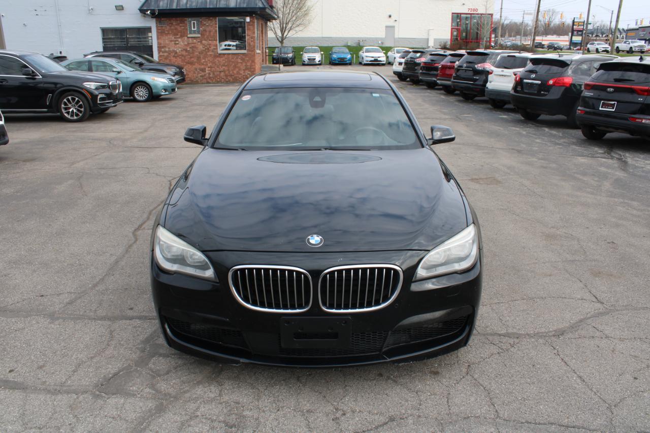 BMW 7 Series 4dr Sdn 750Li xDrive AWD 2015