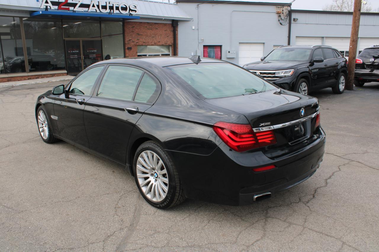 BMW 7 Series 4dr Sdn 750Li xDrive AWD 2015