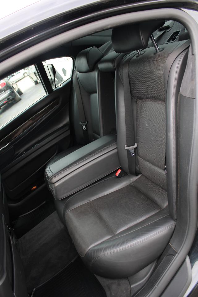 BMW 7 Series 4dr Sdn 750Li xDrive AWD 2015