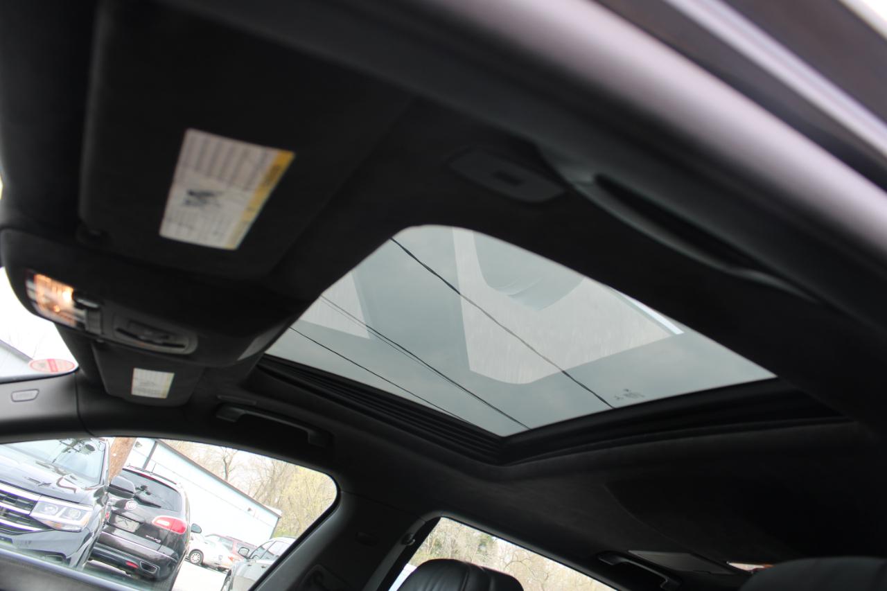 BMW 7 Series 4dr Sdn 750Li xDrive AWD 2015