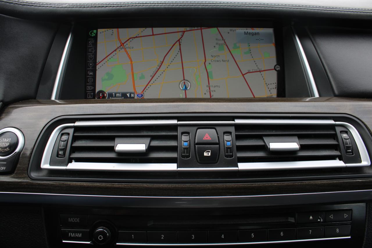 BMW 7 Series 4dr Sdn 750Li xDrive AWD 2015