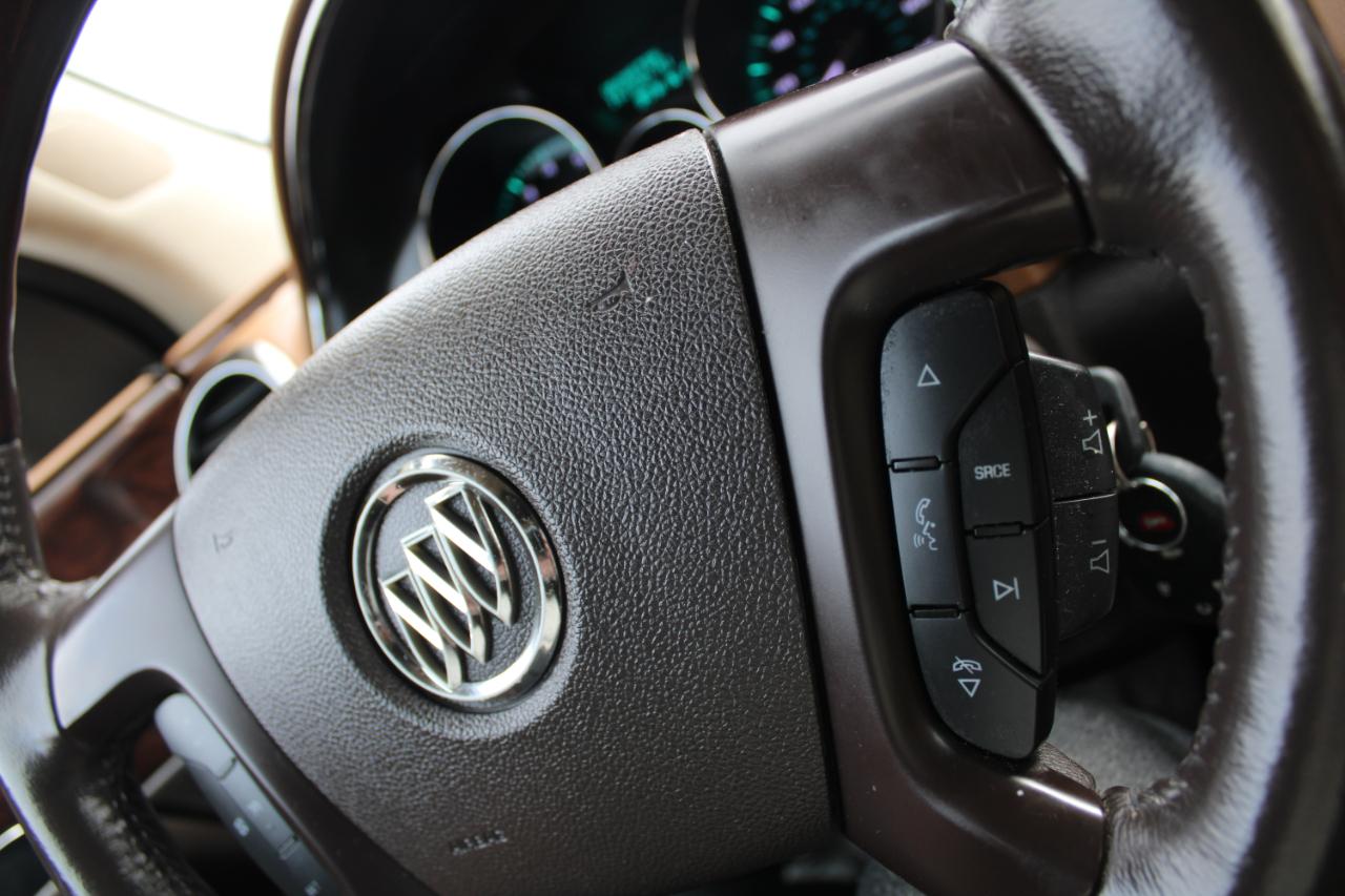 Buick Enclave AWD 4dr Premium 2013