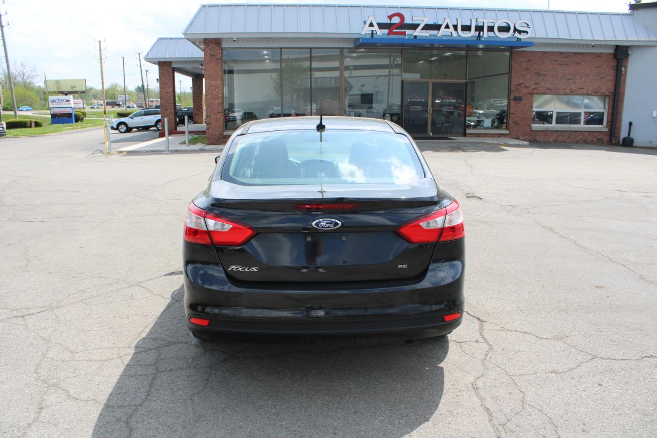 Ford Focus 4dr Sdn SE 2013