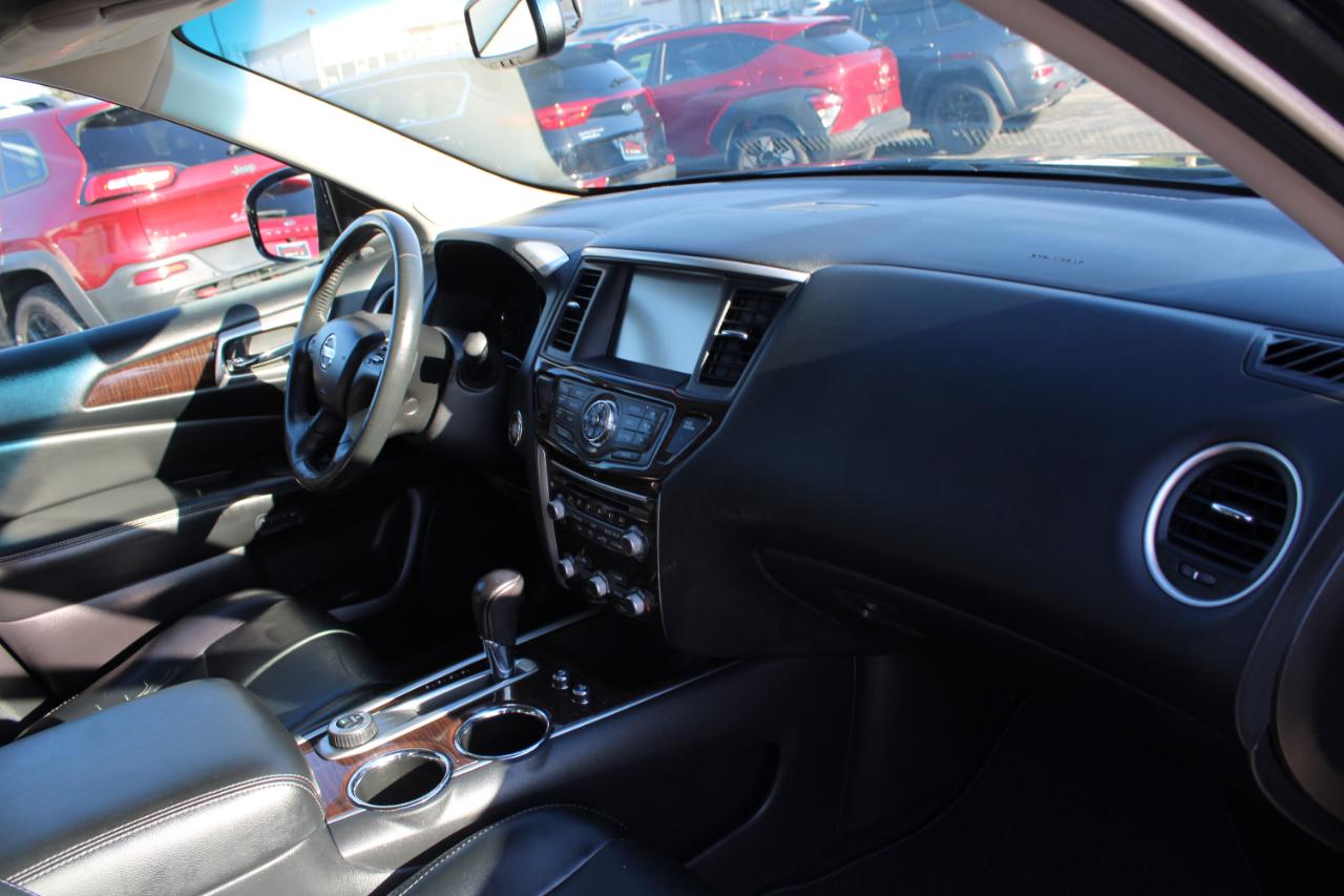 Nissan Pathfinder 4WD 4dr Platinum 2015