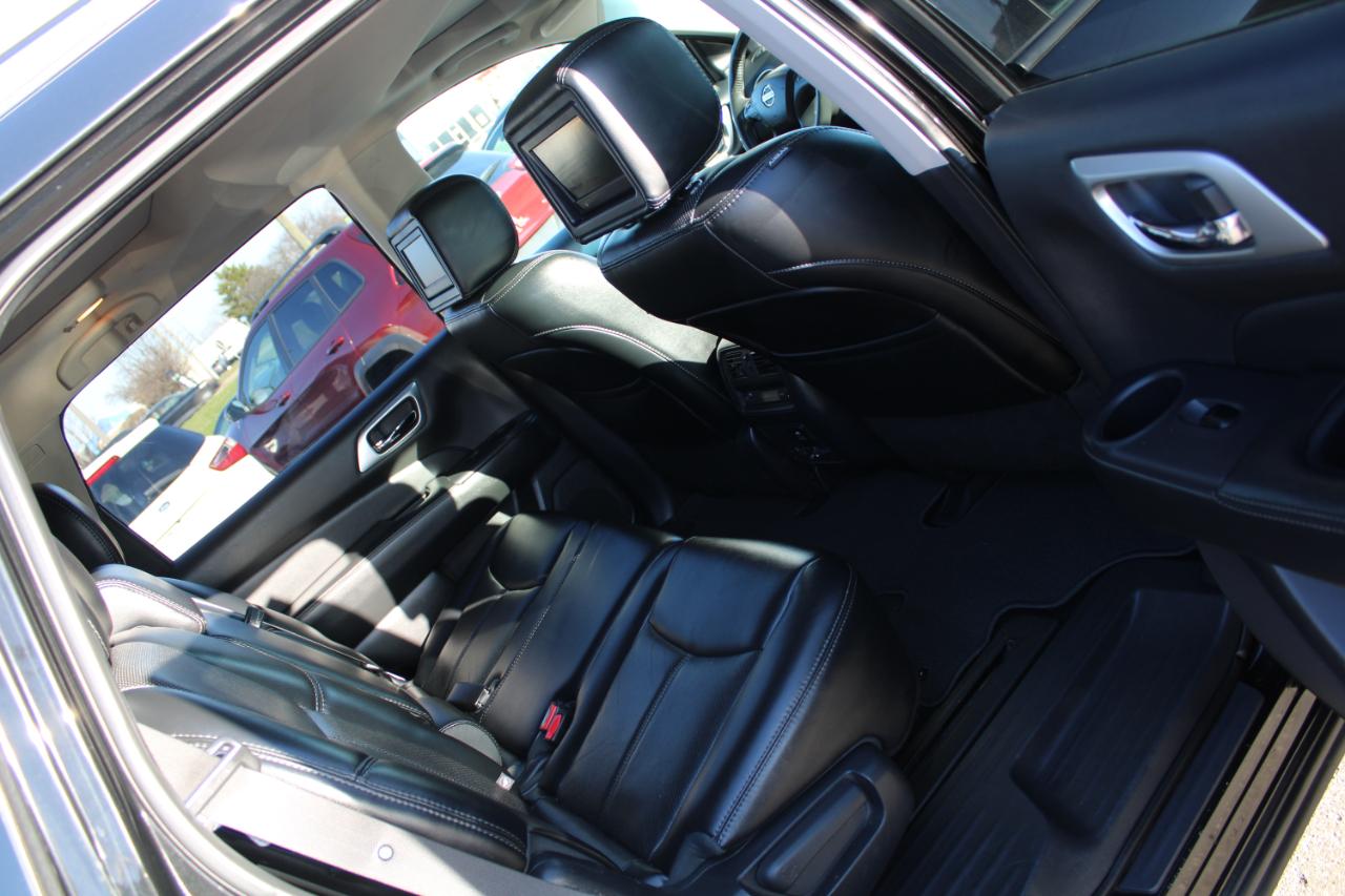 Nissan Pathfinder 4WD 4dr Platinum 2015