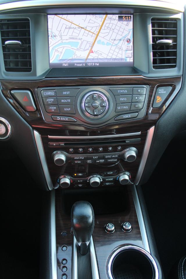 Nissan Pathfinder 4WD 4dr Platinum 2015