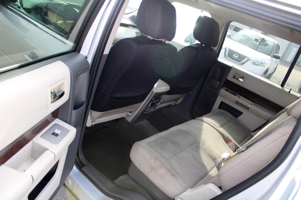 Ford Flex 4dr SEL FWD 2011
