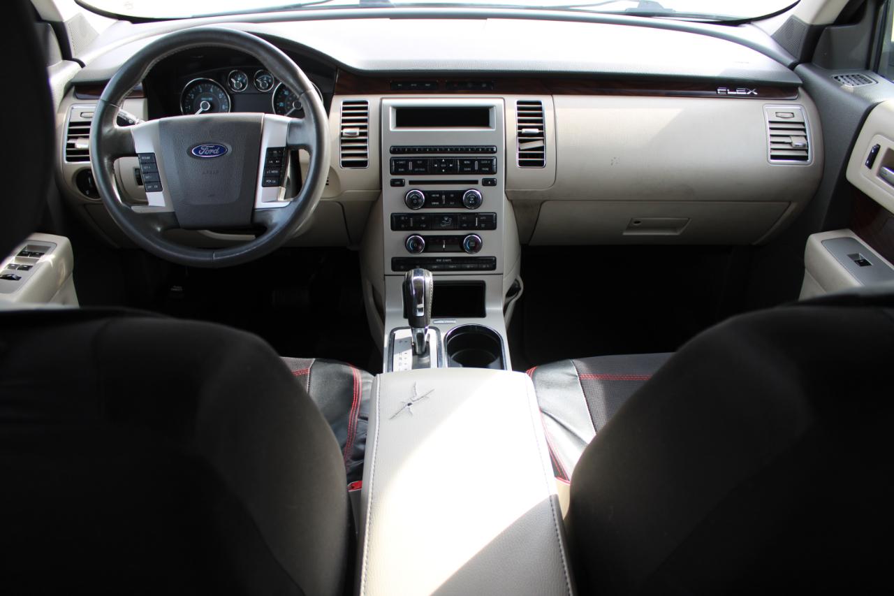Ford Flex 4dr SEL FWD 2011