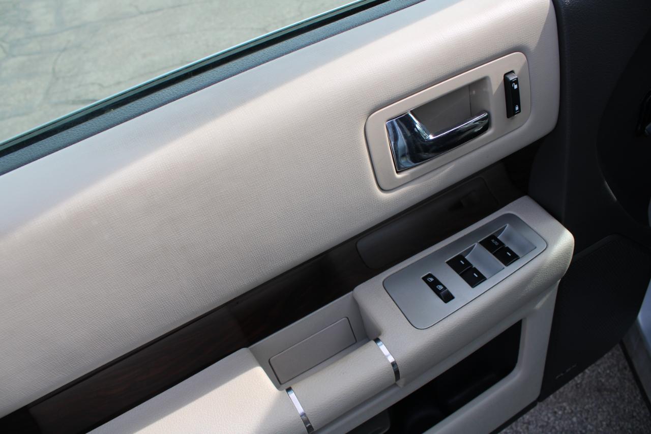 Ford Flex 4dr SEL FWD 2011