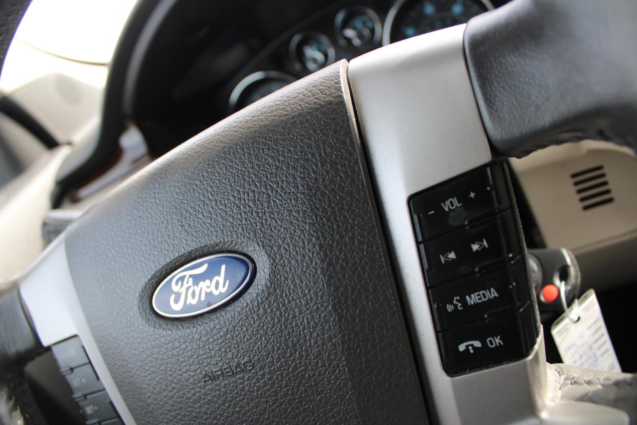 Ford Flex 4dr SEL FWD 2011