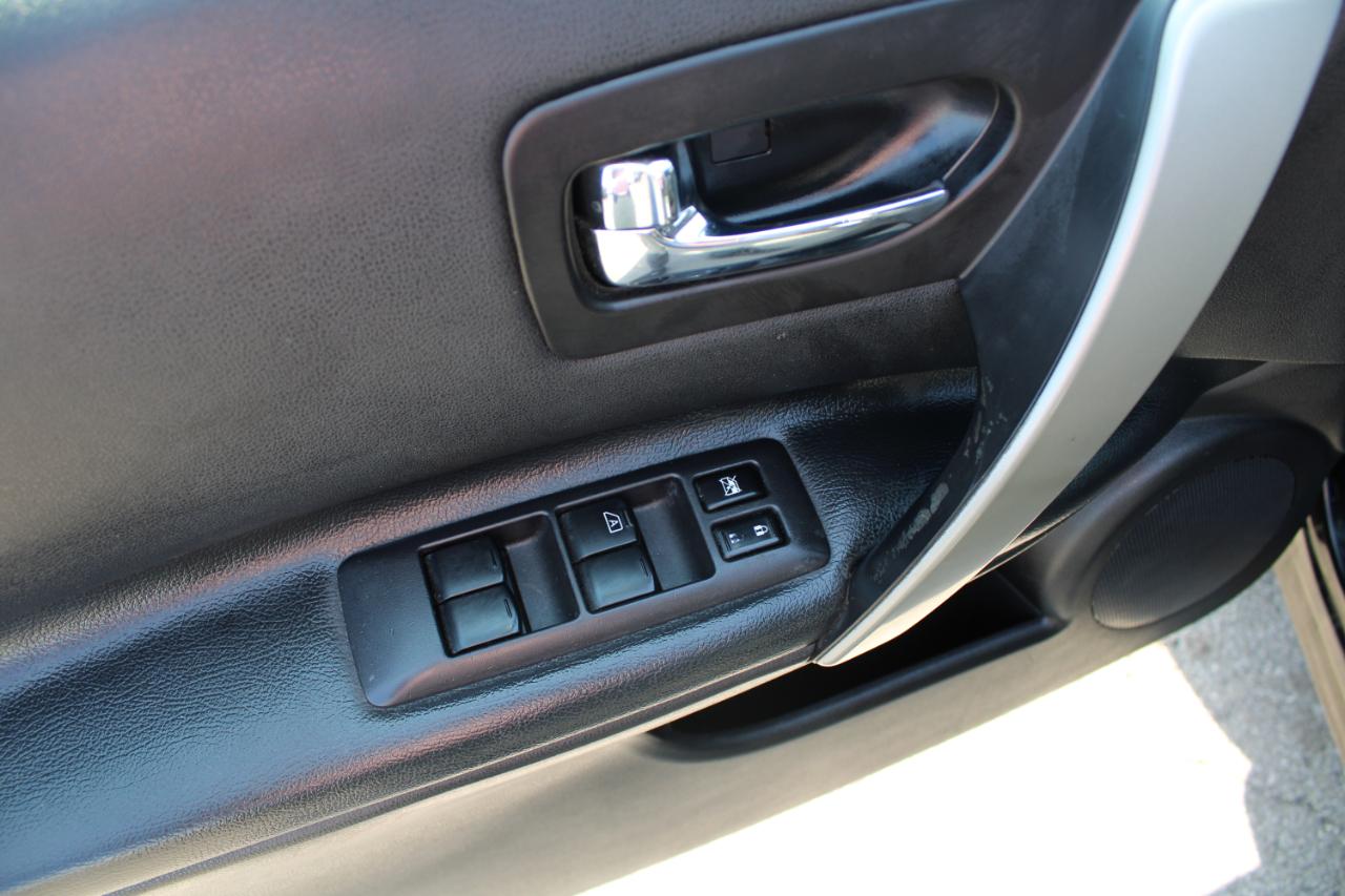 Nissan Rogue AWD 4dr SV 2013