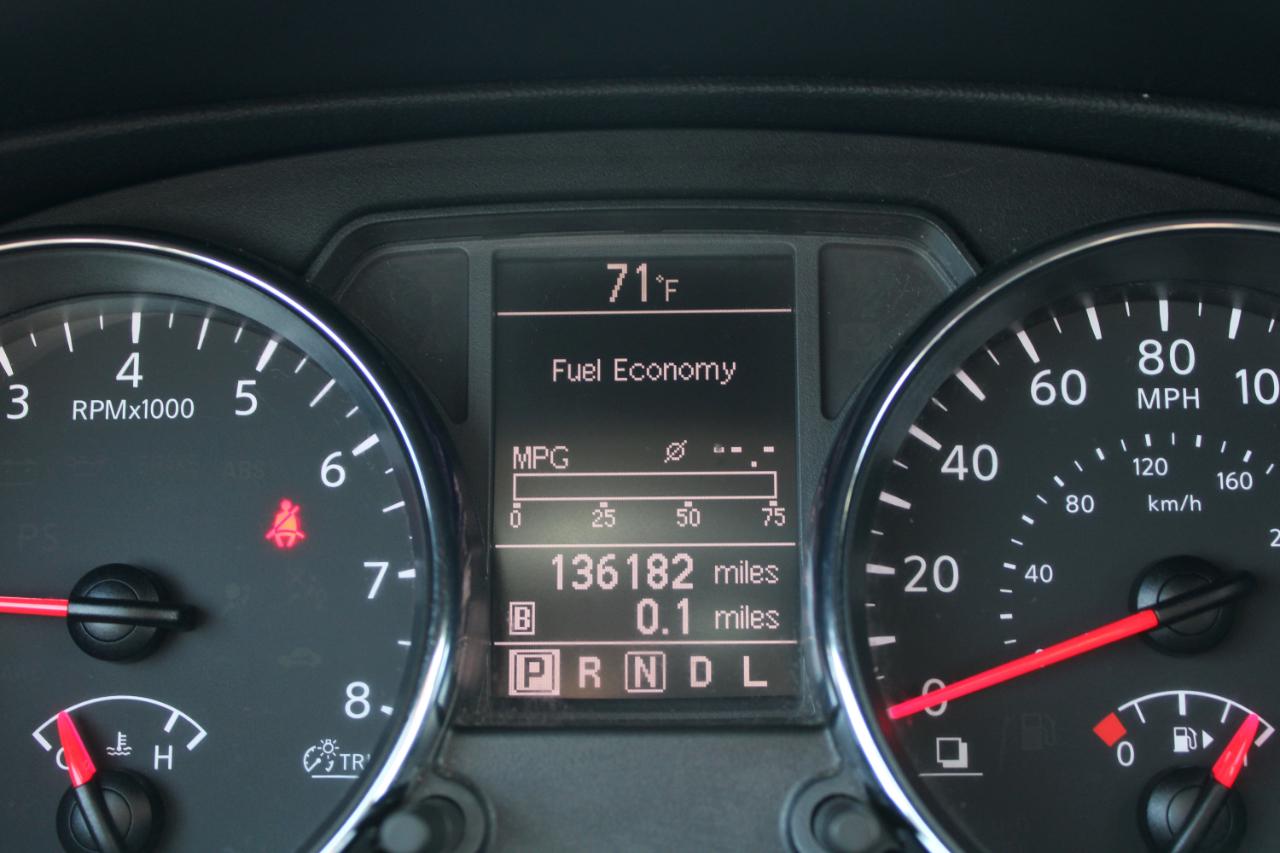 Nissan Rogue AWD 4dr SV 2013