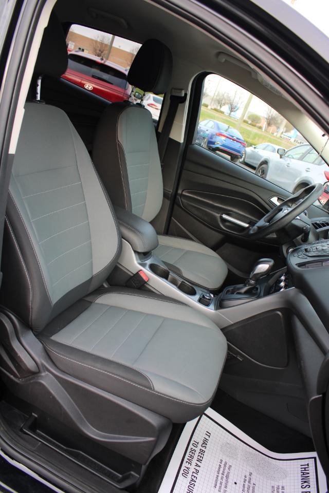 Ford Escape 4WD 4dr SE 2016