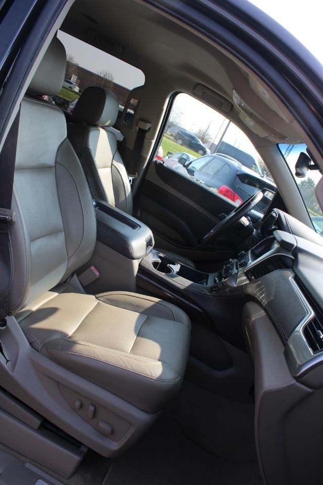 Chevrolet Suburban 2WD 4dr 1500 LT 2018