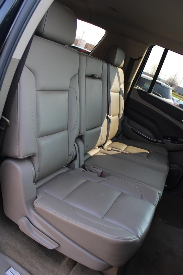 Chevrolet Suburban 2WD 4dr 1500 LT 2018