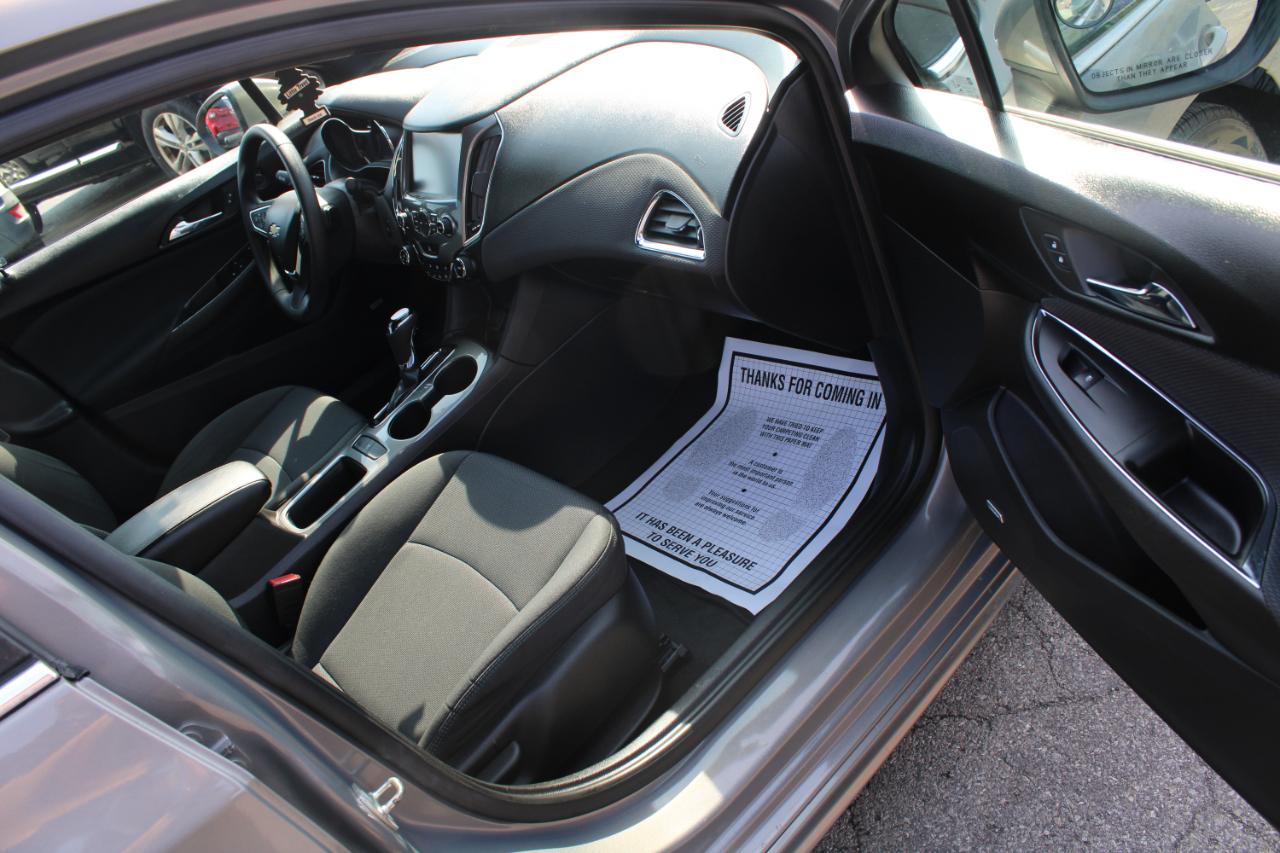 Chevrolet Cruze 4dr Sdn 1.4L LT w/1SD 2018