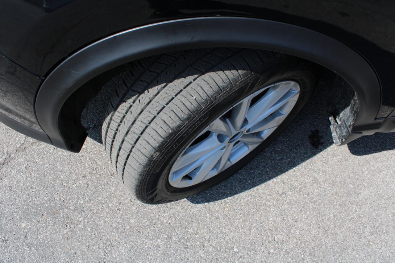 Nissan Rogue Sport AWD S 2017