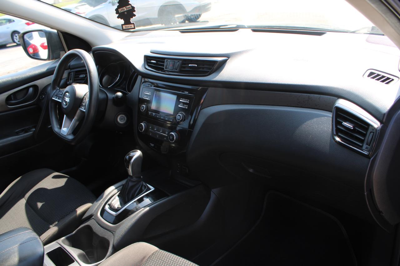 Nissan Rogue Sport AWD S 2017