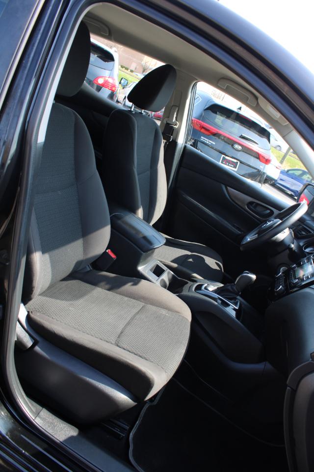 Nissan Rogue Sport AWD S 2017